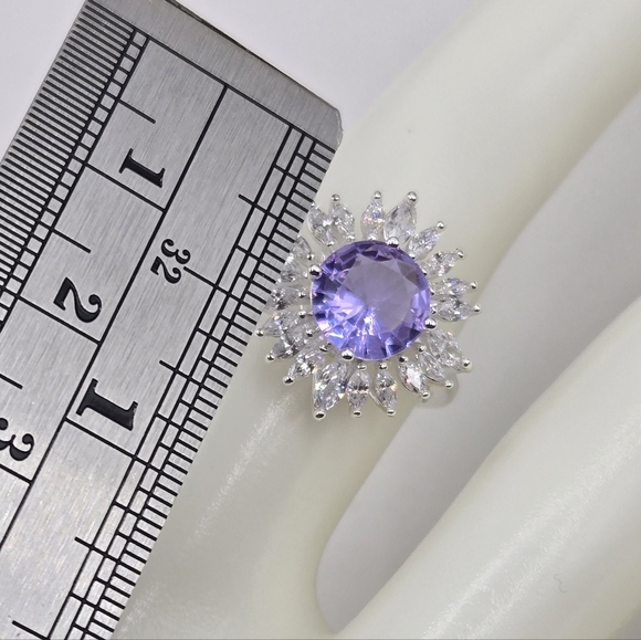 Swarovski Crystal Elements Silver Statement Ring Light Amethyst Purple Size 7 - Picture 4 of 10